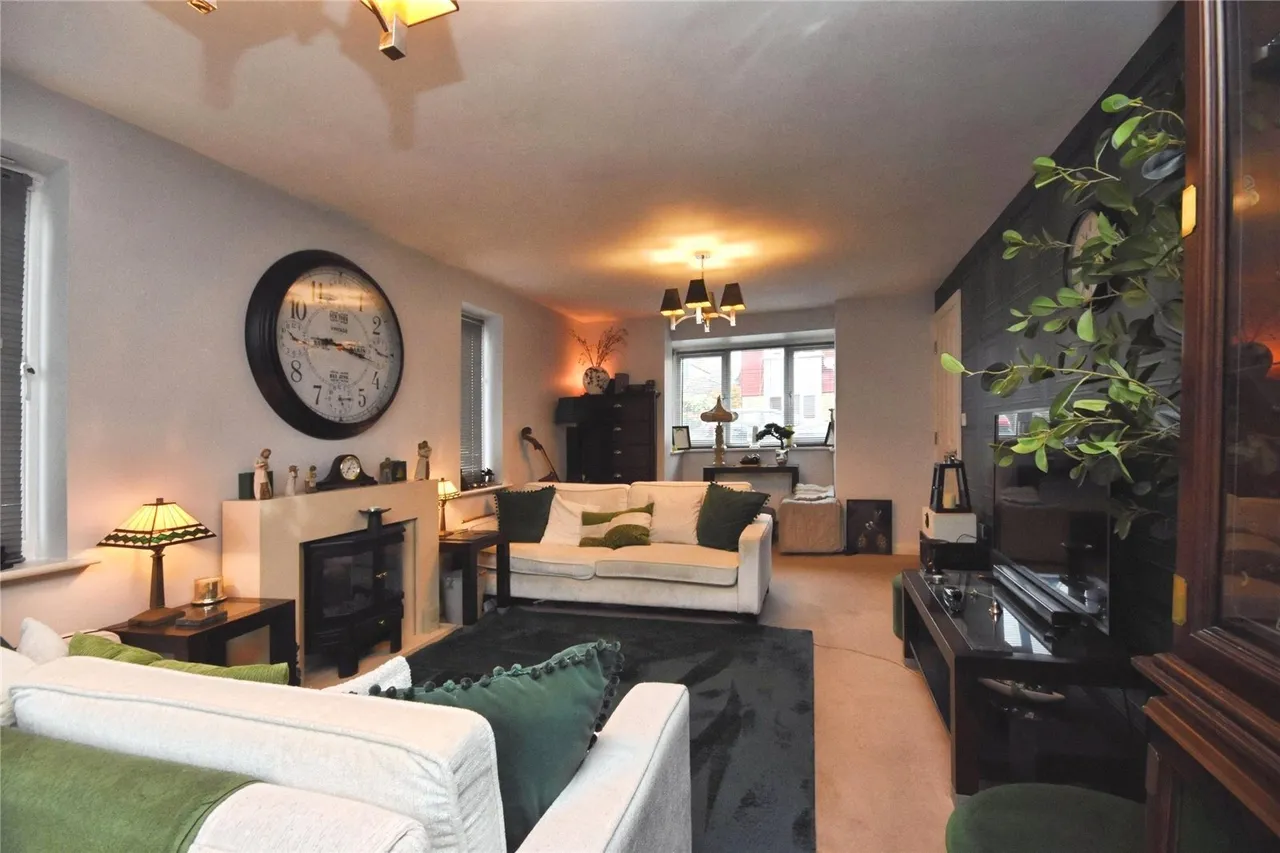 Athena Close, Southend-on-Sea, Essex, SS2, photo 4