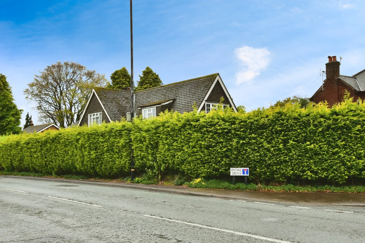 Rydal Drive, Altrincham, WA15, photo 14