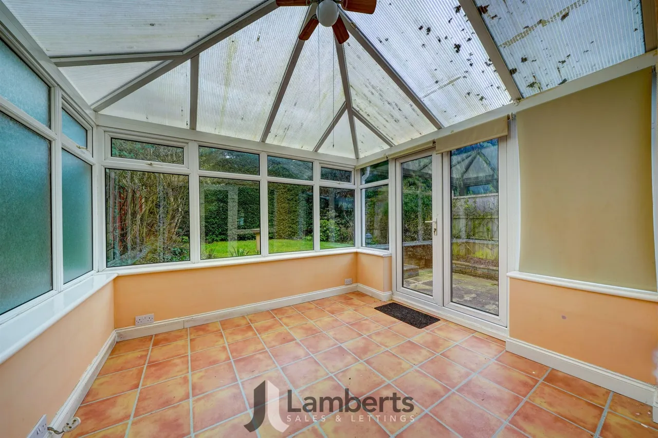 28 Salford Close, Redditch, photo 4