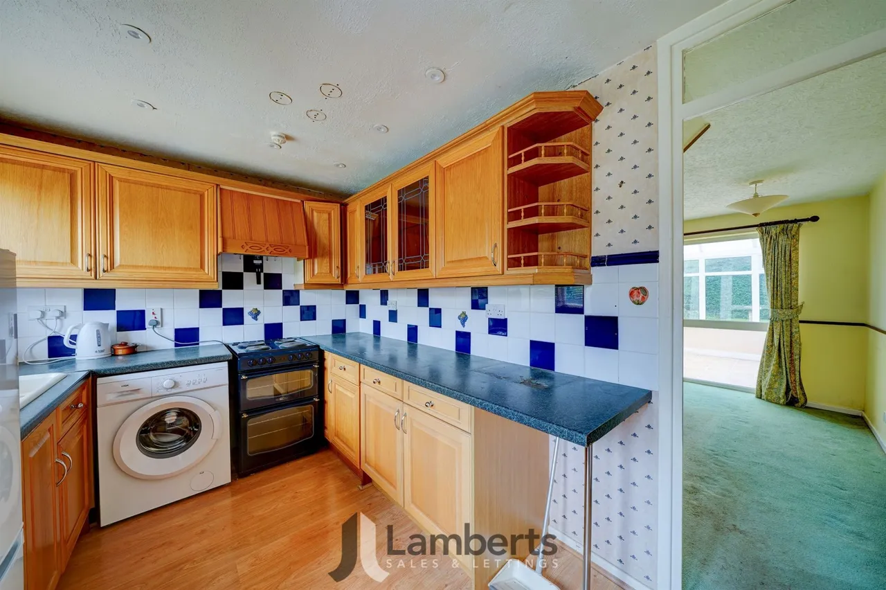 28 Salford Close, Redditch, photo 6