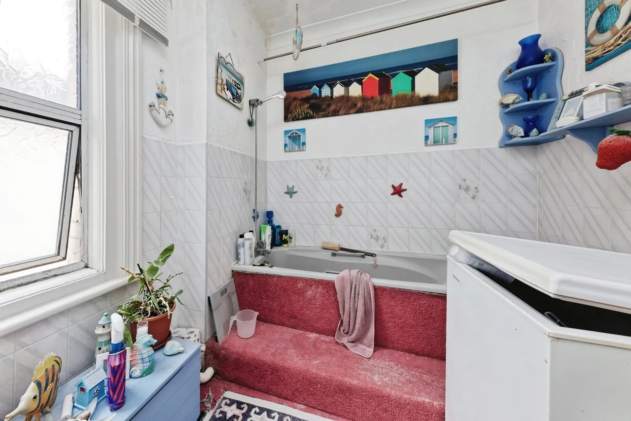 Surrey Road, Cliftonville, CT9, photo 13