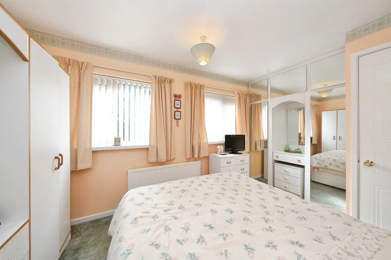 Sherbourne Avenue, Chesterfield, photo 9
