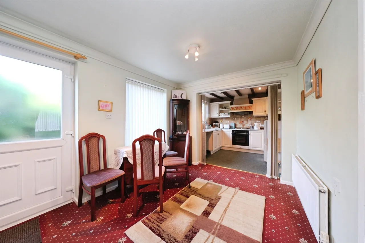 Sherbourne Avenue, Chesterfield, photo 7