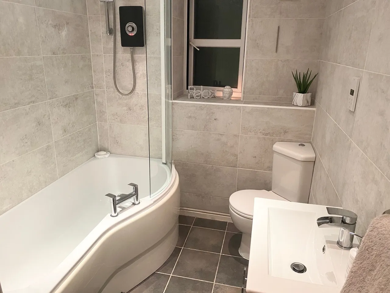 Serif Close, Carrington Point, NG5, photo 13