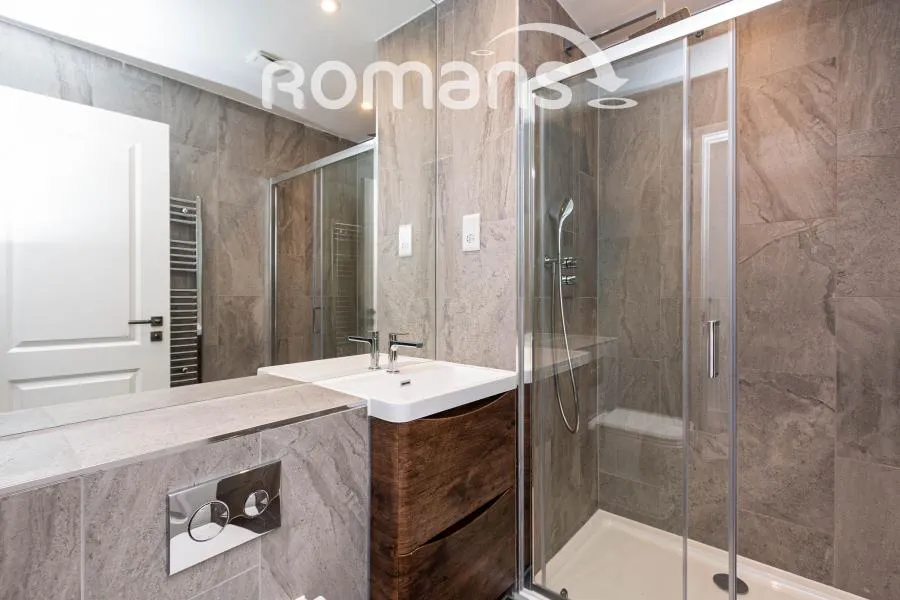 Lyon Way, Frimley, GU16, photo 5