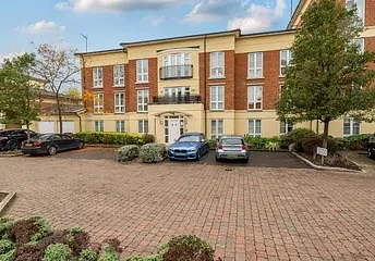 Headington Place, Mill Street, Slough, Berkshire, SL2, photo 10