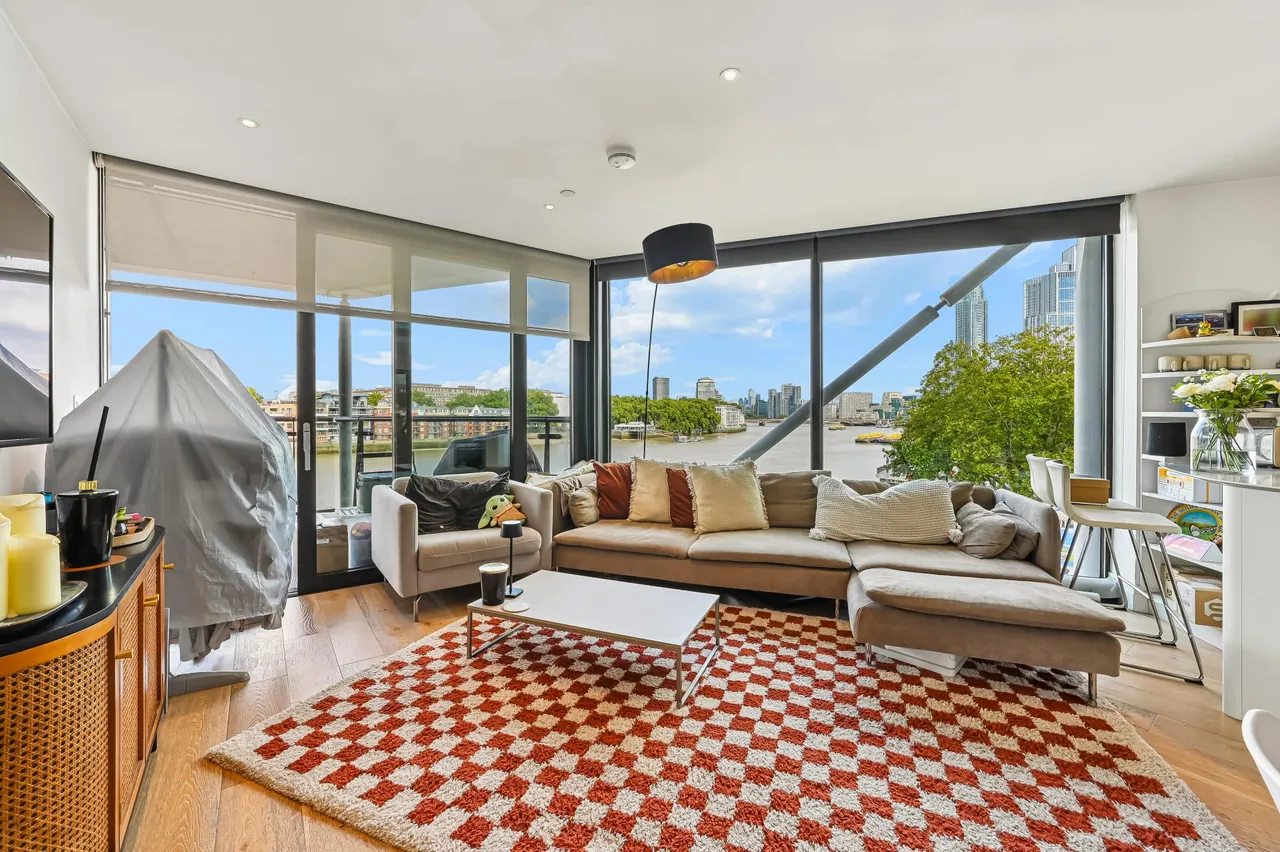 2 bed flat for sale, Riverlight Quay, Nine Elms, SW11