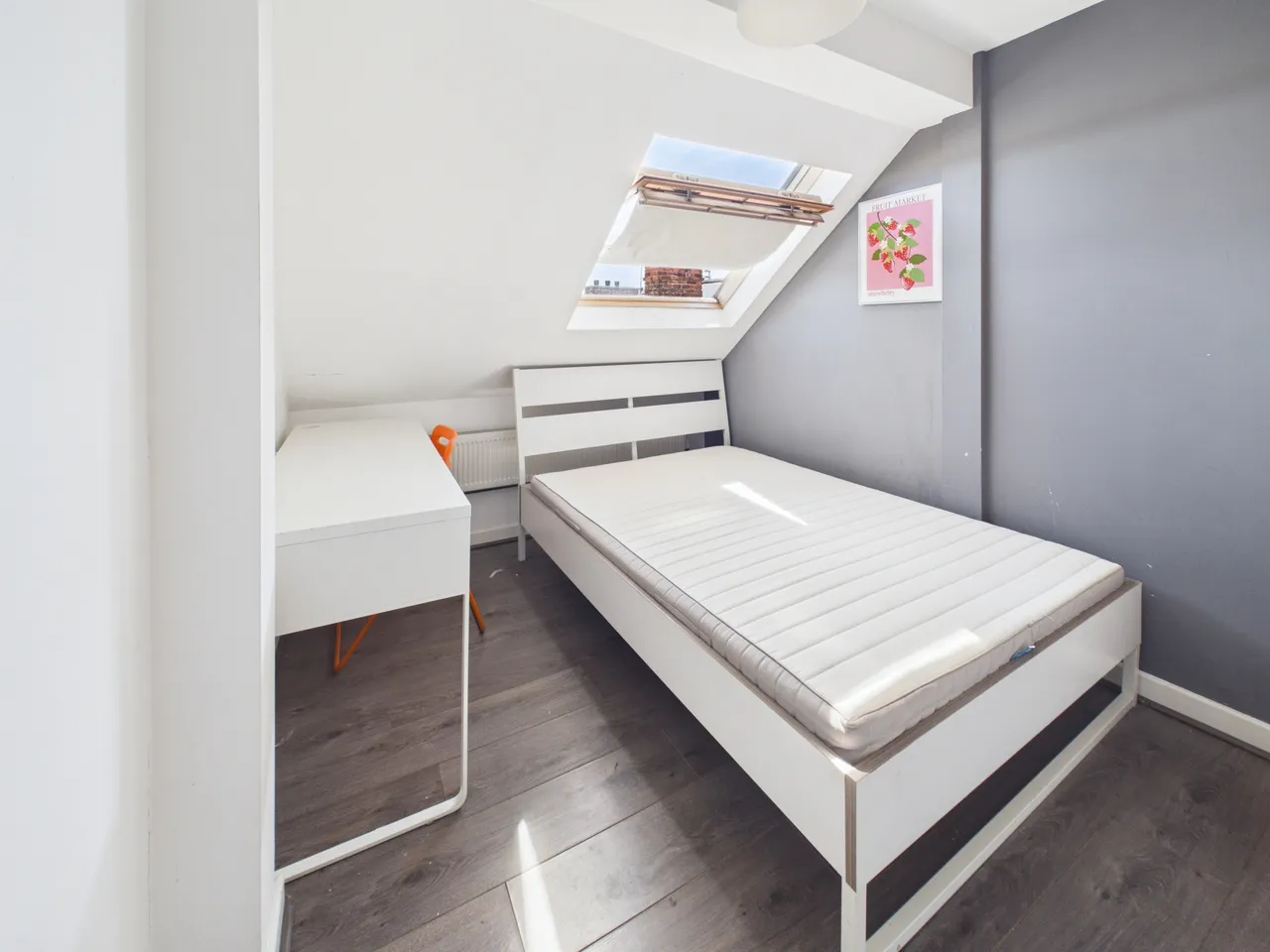 house to rent — Windsor House, 72-74 Durning Road, L7