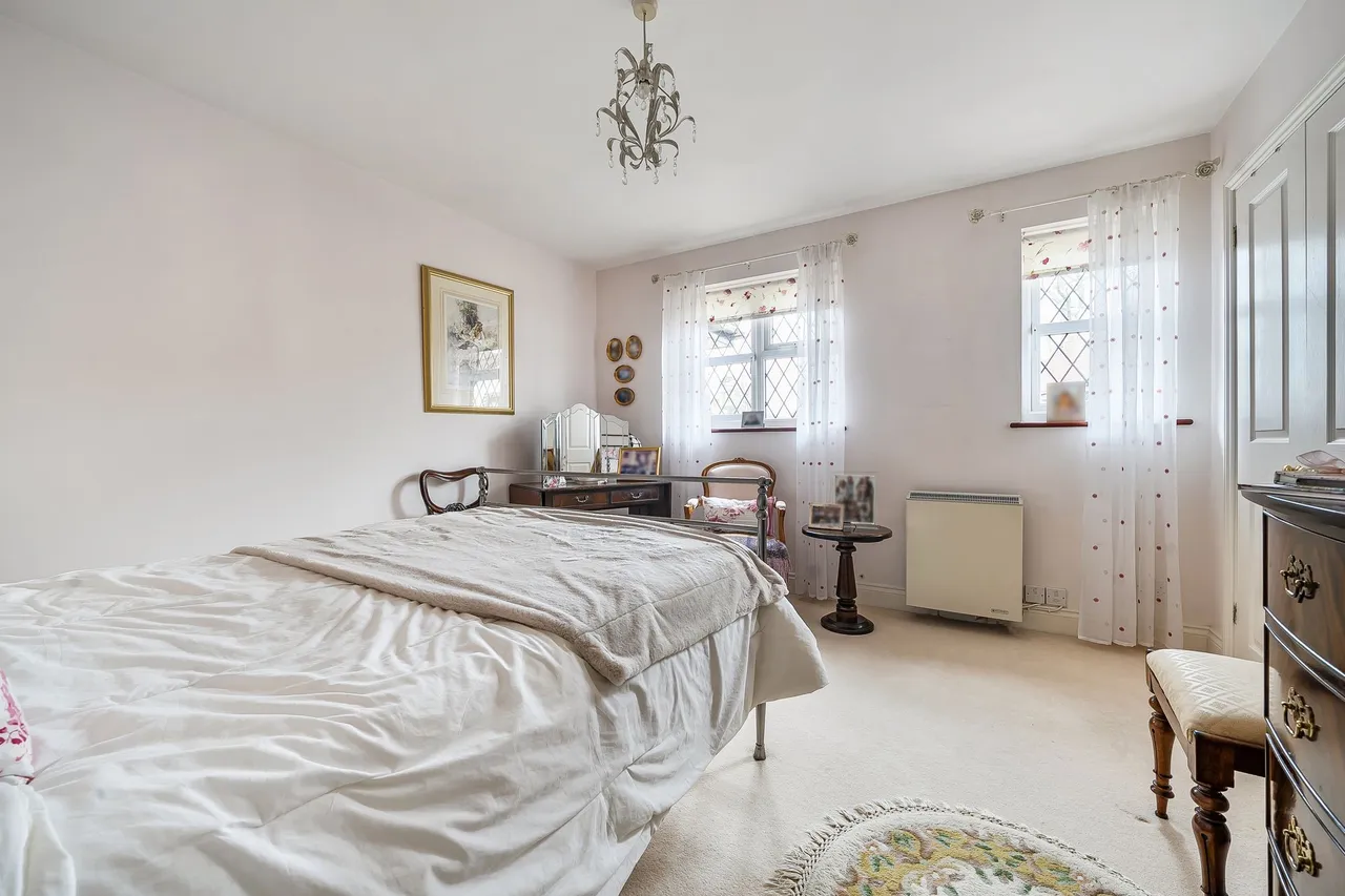 New Road, Midhurst, GU29, photo 9