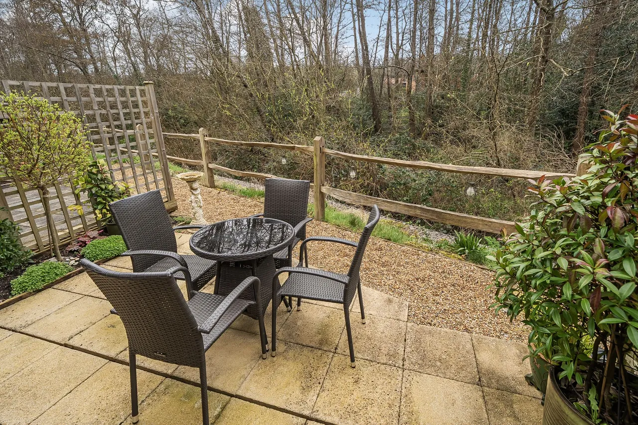 New Road, Midhurst, GU29, photo 2