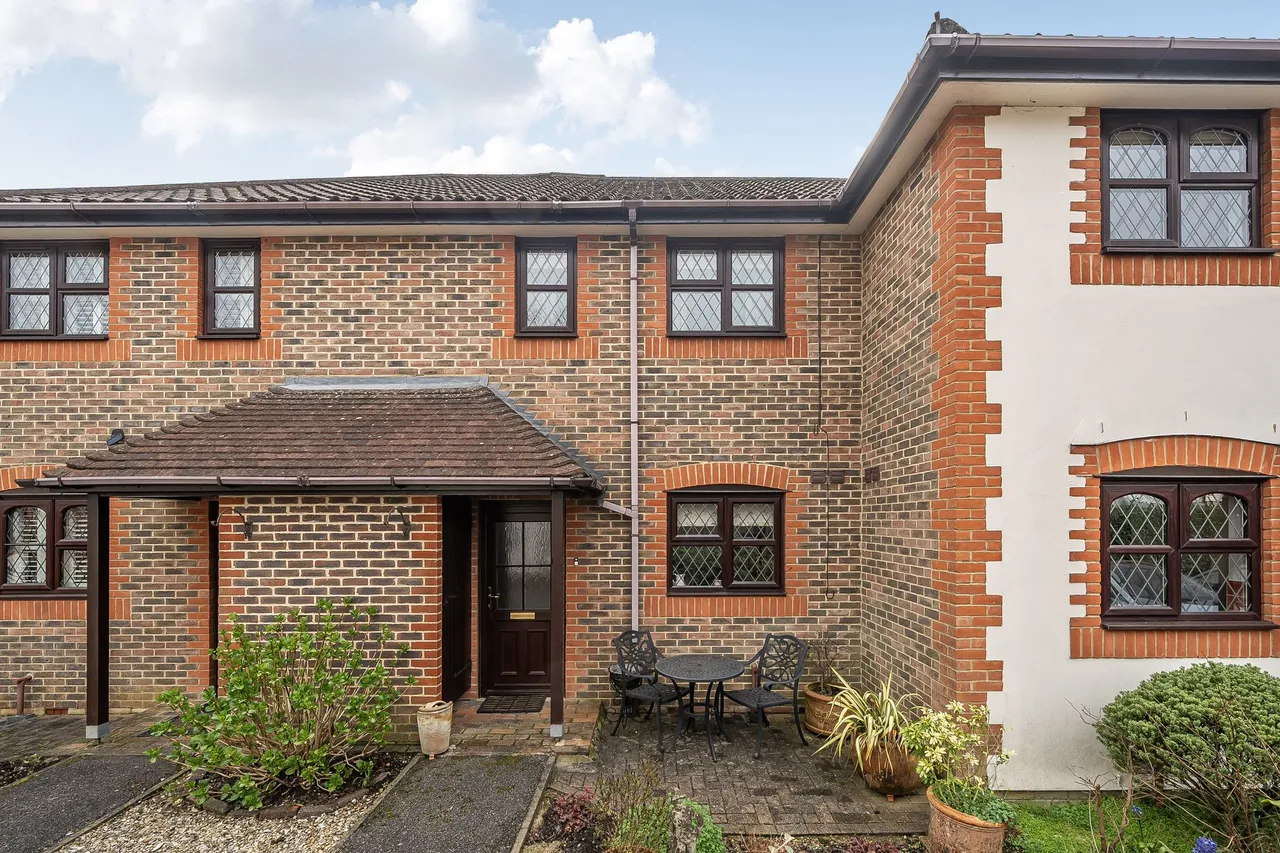 New Road, Midhurst, GU29, photo 5