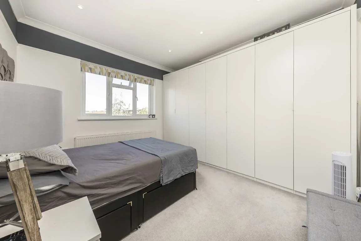 Helmsdale Road, SW16, photo 6