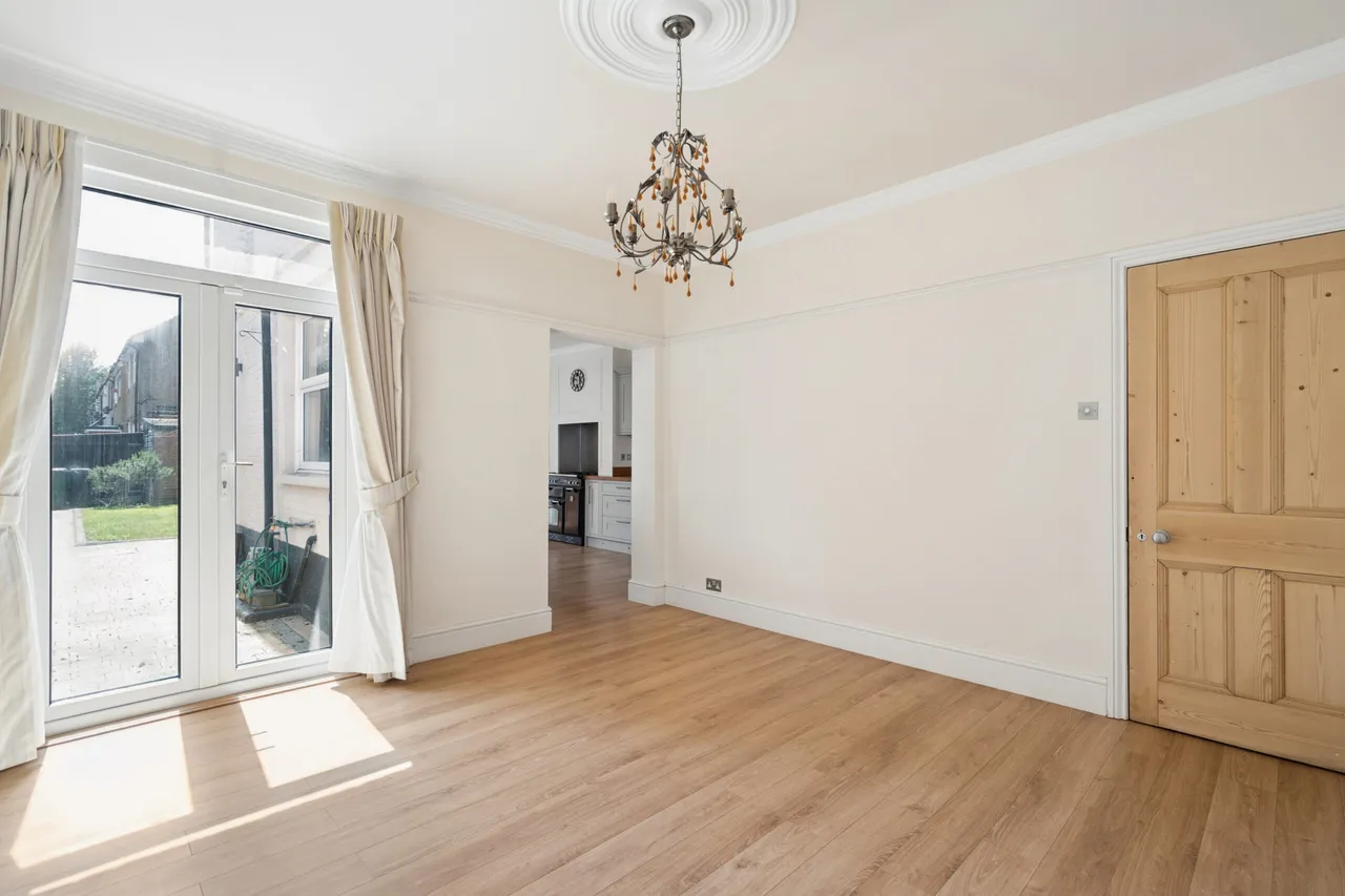 Bushey Mill Lane, Watford, WD24, photo 6