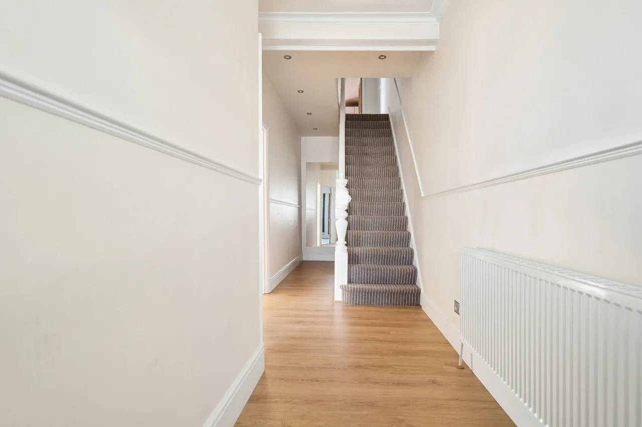 Bushey Mill Lane, Watford, WD24, photo 7