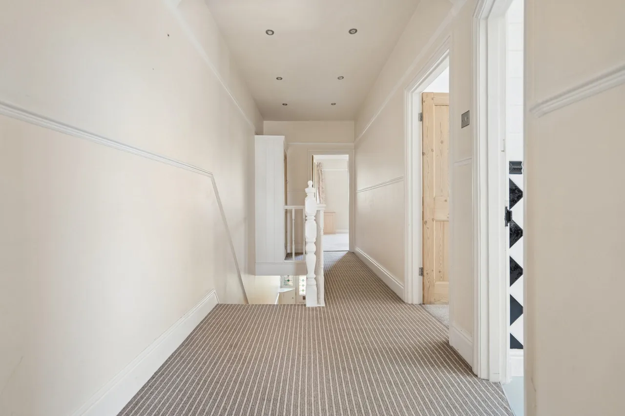 Bushey Mill Lane, Watford, WD24, photo 13