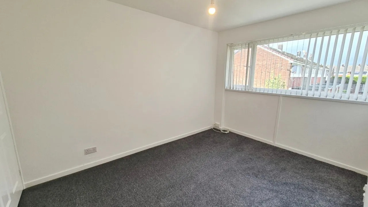 Keepers Close, Burntwood, WS7, photo 7