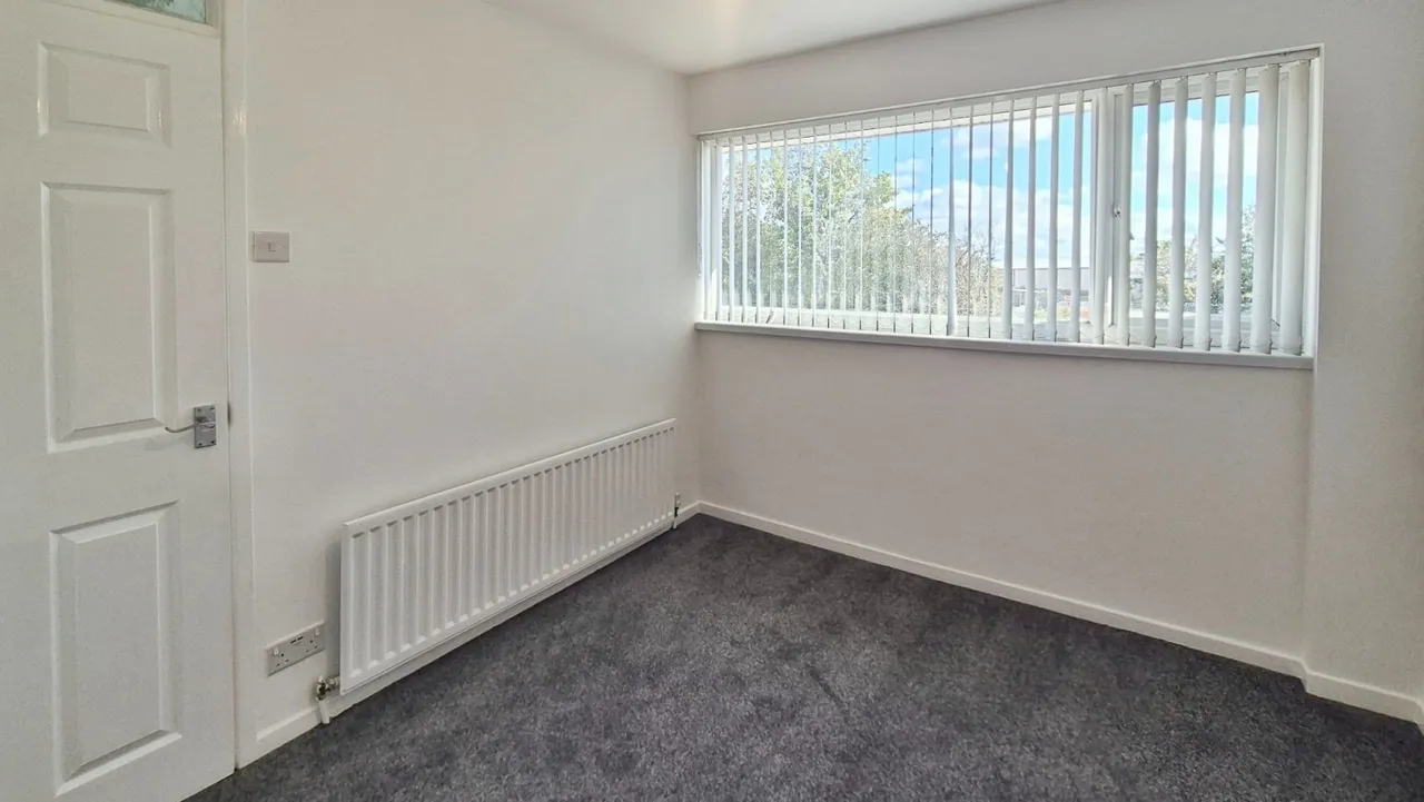 Keepers Close, Burntwood, WS7, photo 10