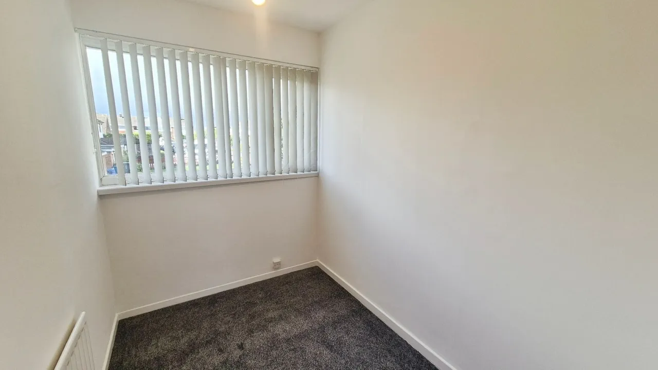Keepers Close, Burntwood, WS7, photo 11