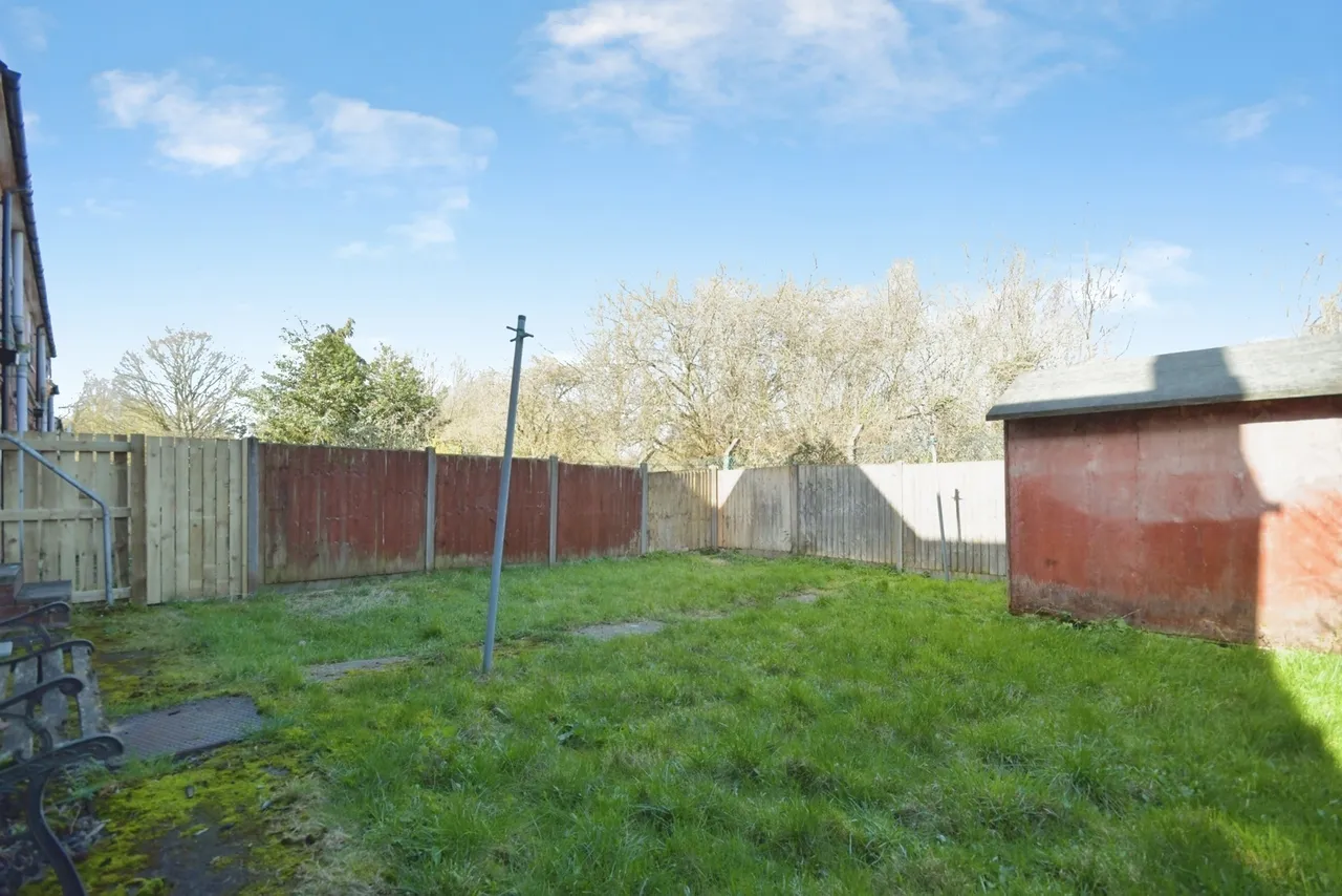 Walgrove Avenue, Chesterfield, S40, photo 16