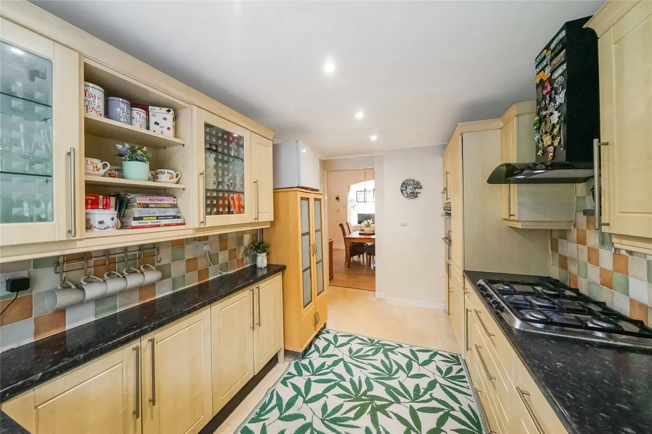 Main Street West, Menstrie, Clackmannanshire, FK11, photo 8