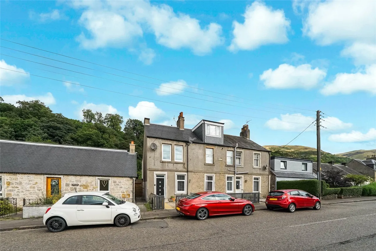 2 bed flat for sale — Main Street West, Menstrie, Clackmannanshire, FK11