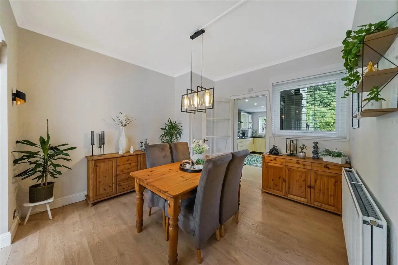 Main Street West, Menstrie, Clackmannanshire, FK11, photo 6