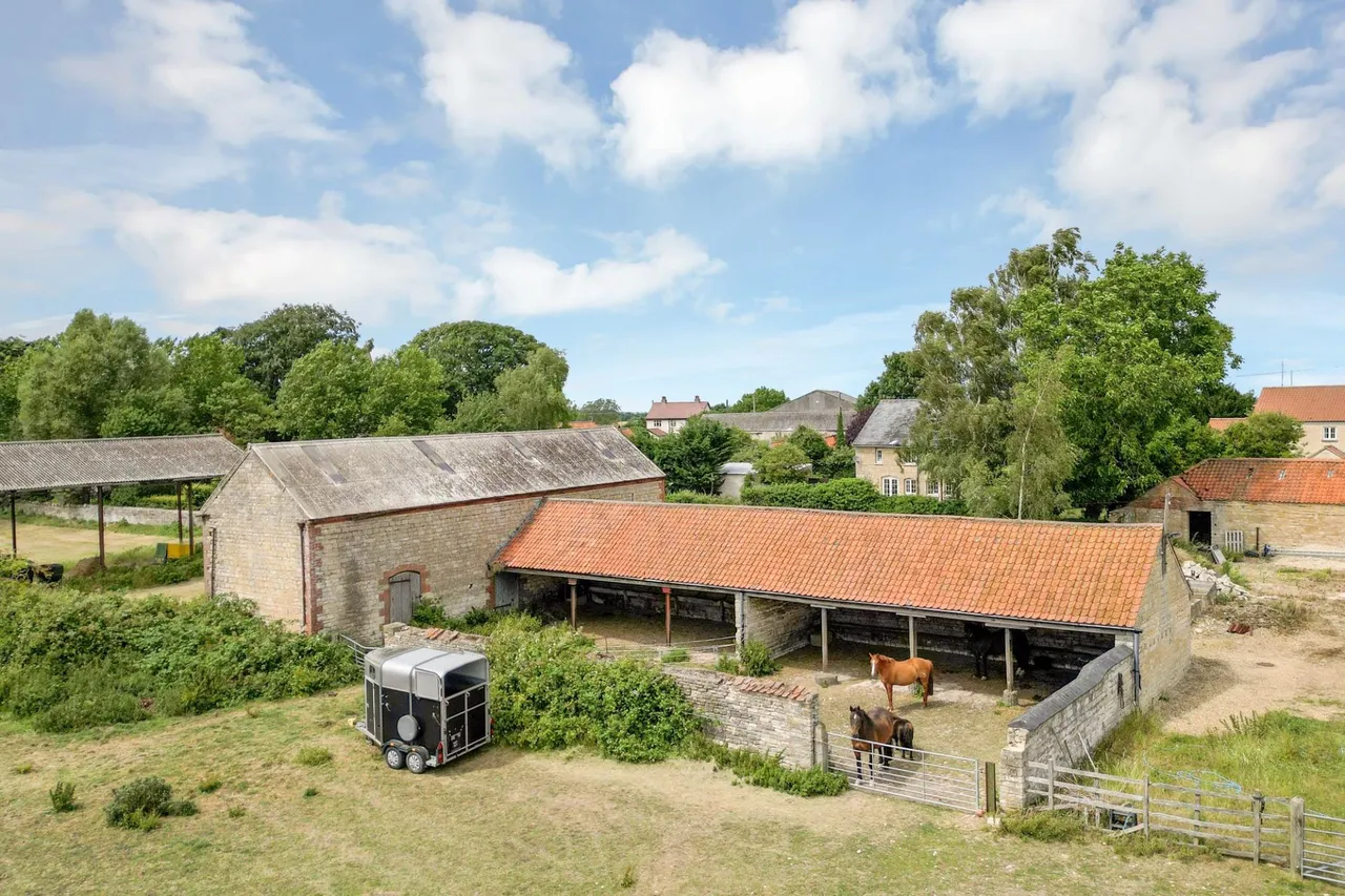 Chestnuts Farmyard, Sleaford, NG34, photo 3