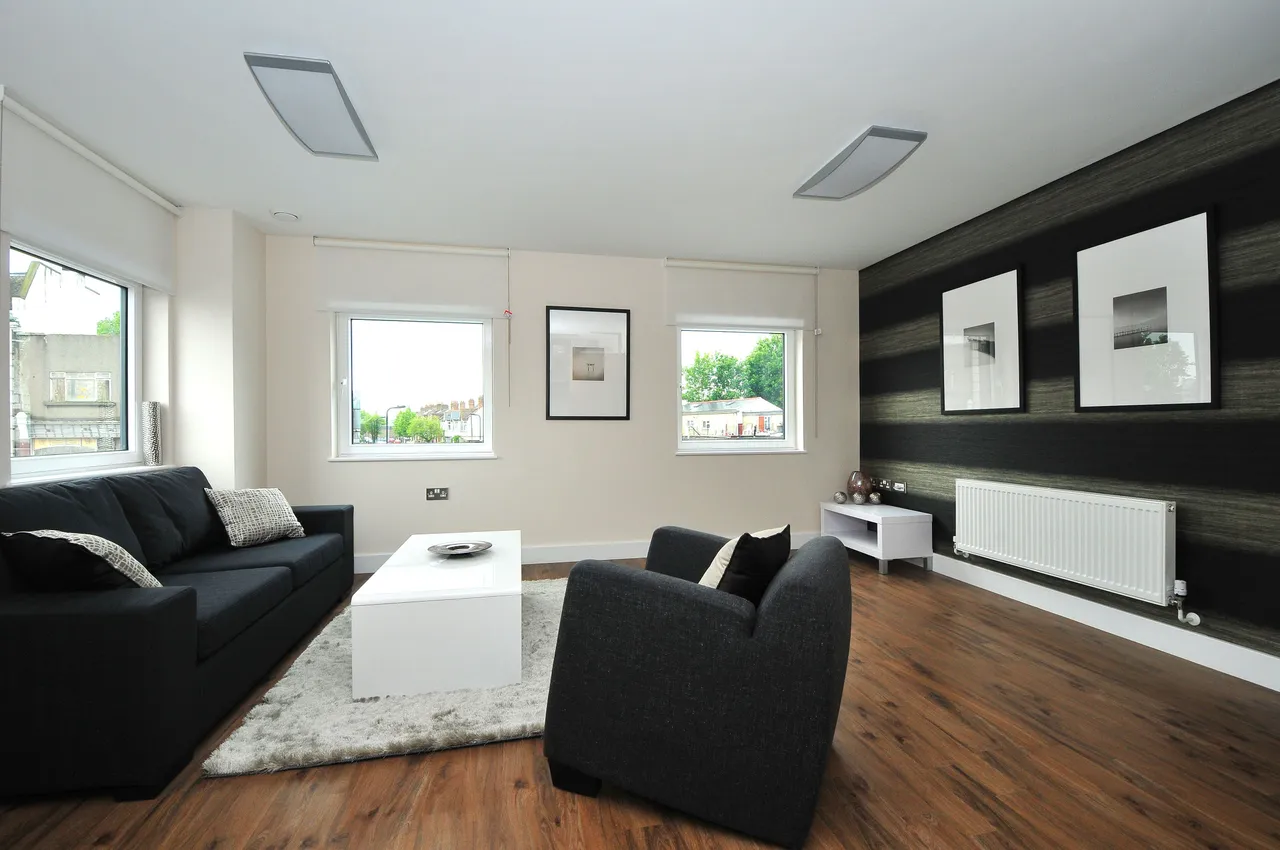 904 TRS Apartments, The Green, Southall, photo 3