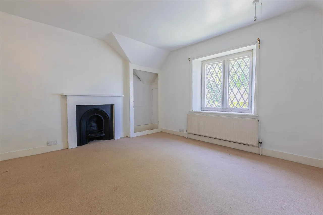 Compton Road, Calne, SN11, photo 13