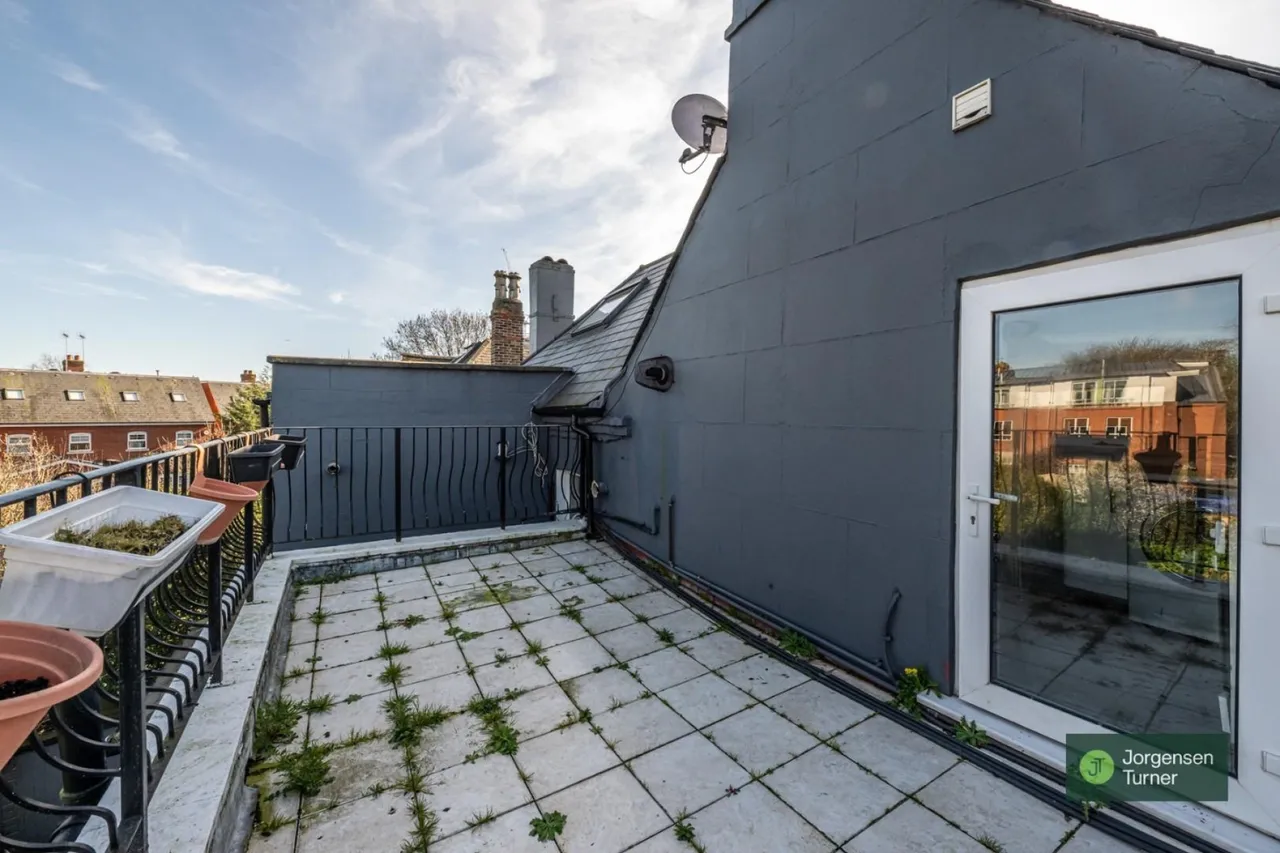 Rosemont Road, Acton, London, photo 9