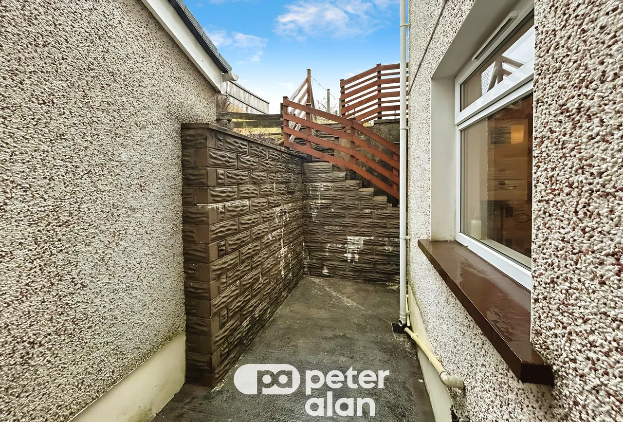 High Street, Merthyr Tydfil, CF48, photo 4