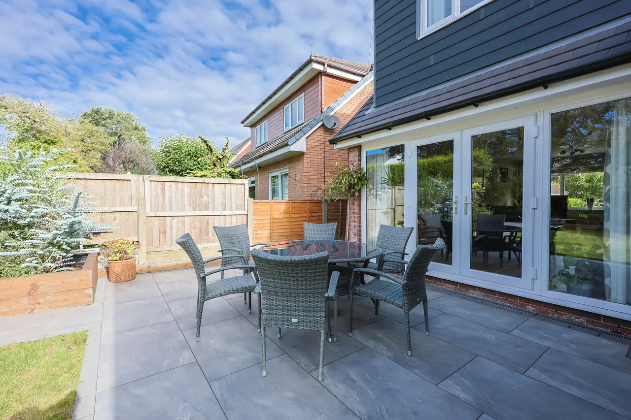 Highfield Drive, Standish, photo 22