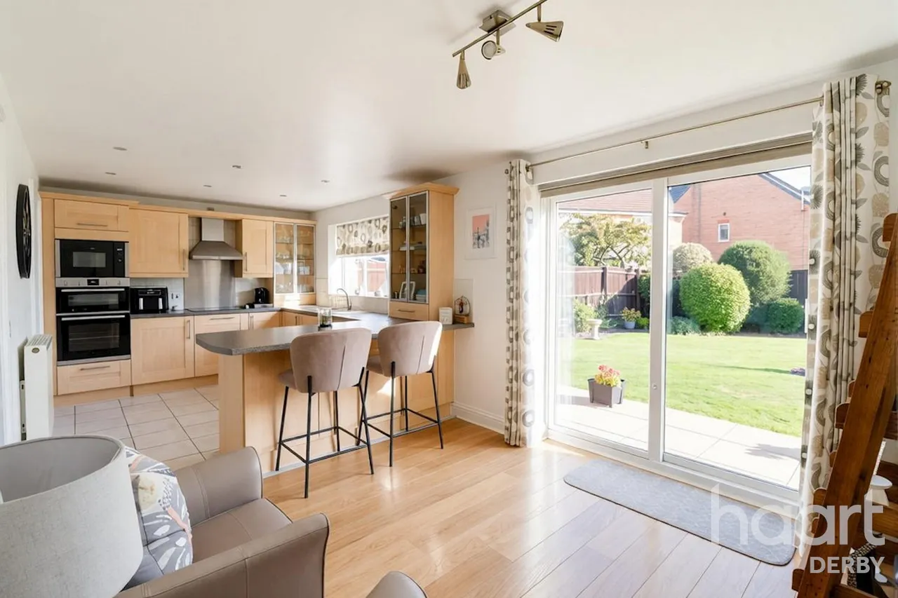Lysander Drive, Chellaston, DE73, photo 8