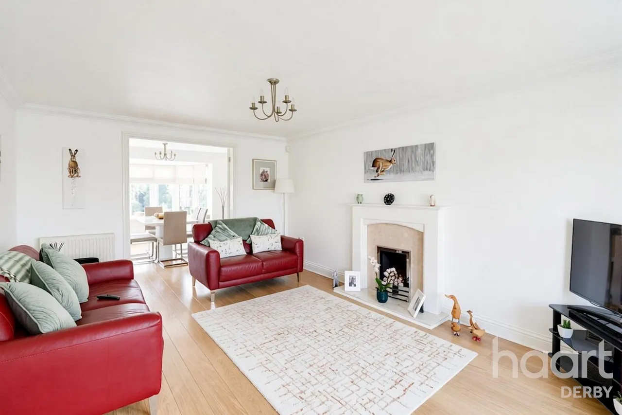 Lysander Drive, Chellaston, DE73, photo 2