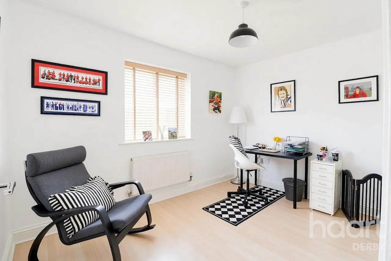 Lysander Drive, Chellaston, DE73, photo 15