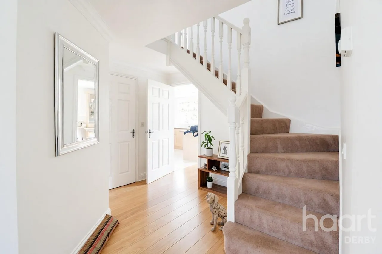 Lysander Drive, Chellaston, DE73, photo 12