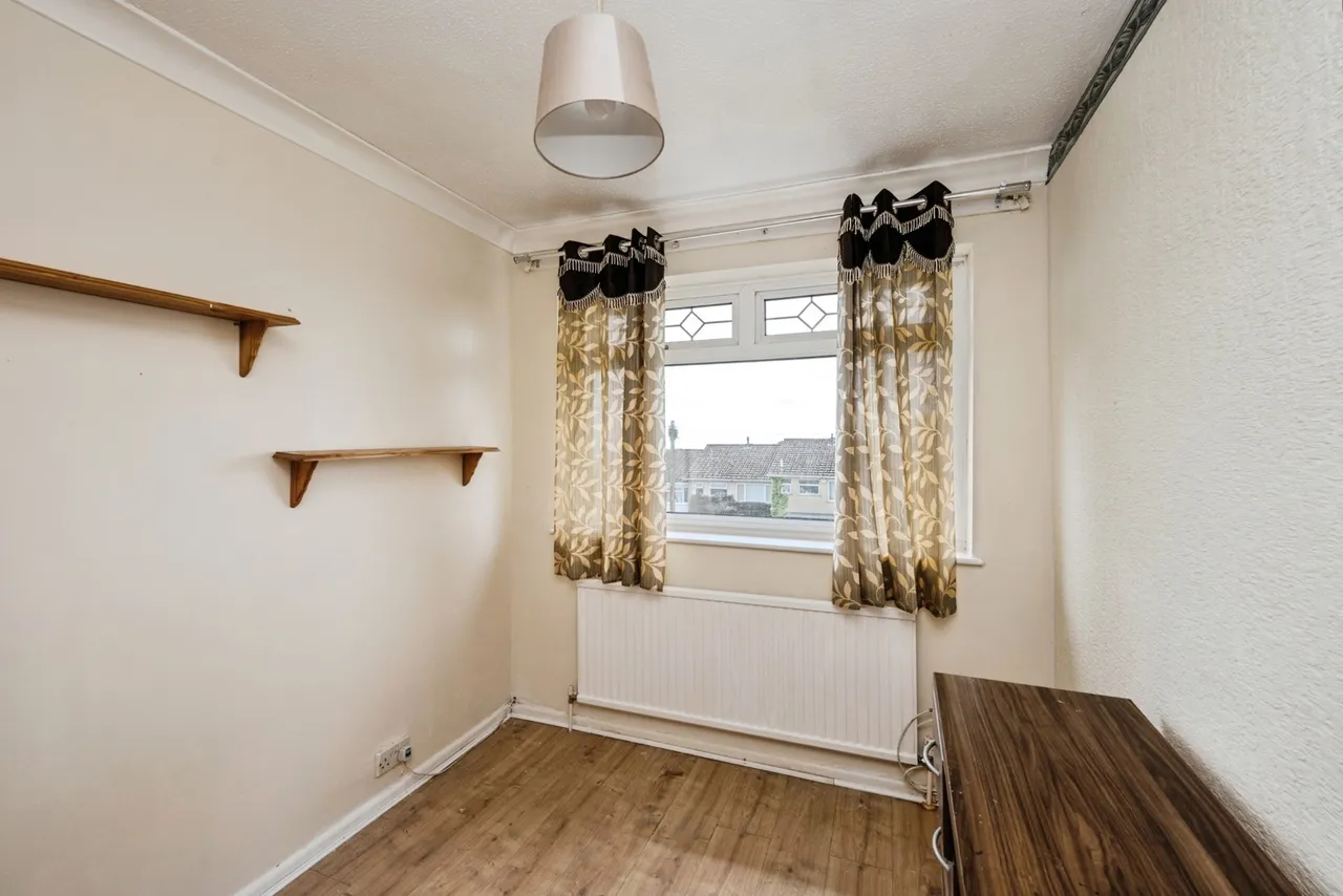 Brynmead Close, Sketty, SA2, photo 15