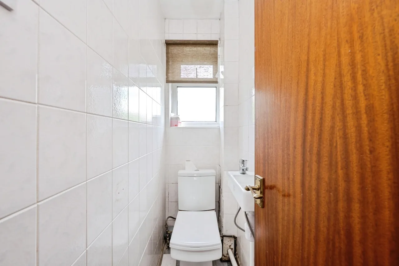 Brynmead Close, Sketty, SA2, photo 14