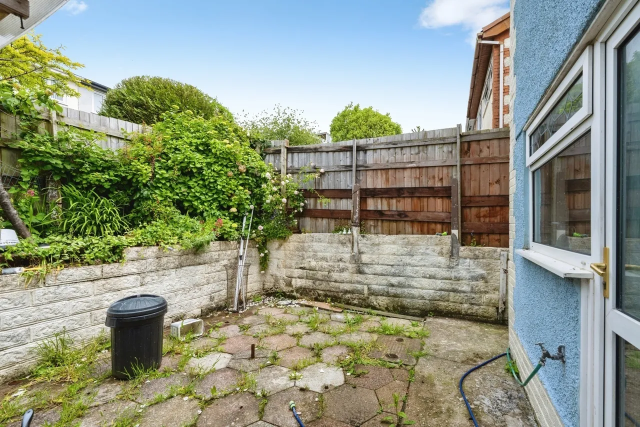 Brynmead Close, Sketty, SA2, photo 19