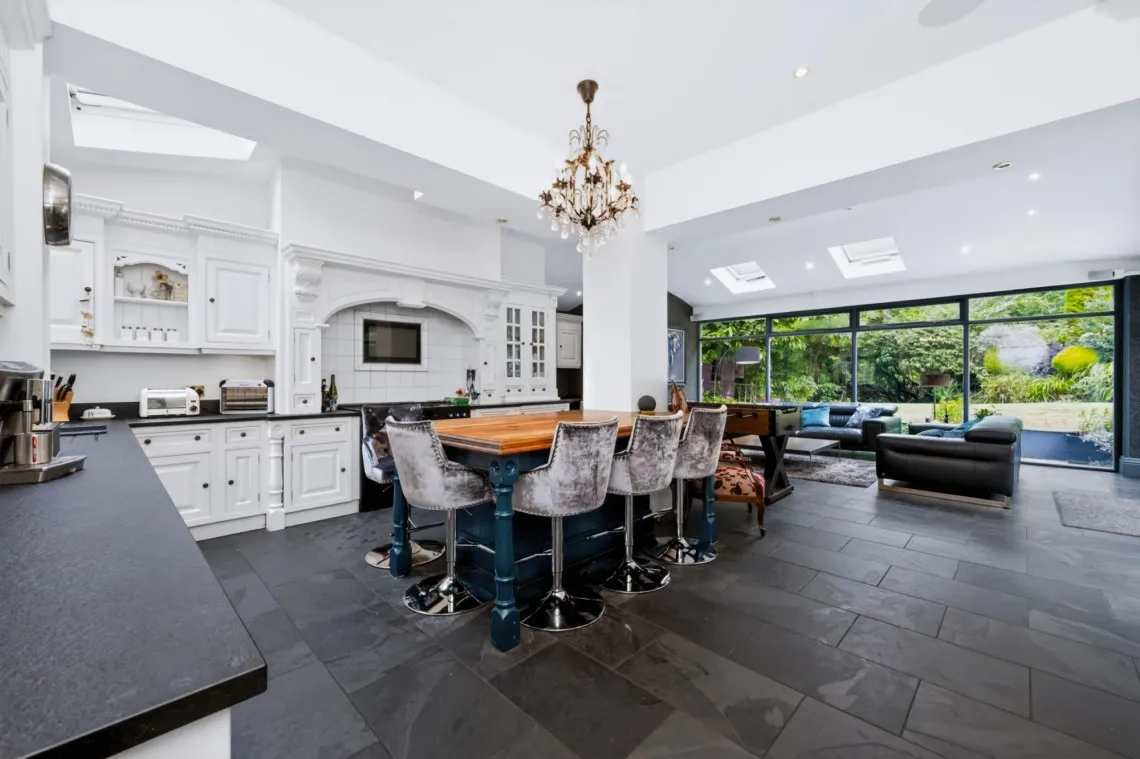 Granville Park, Aughton, L39, photo 2