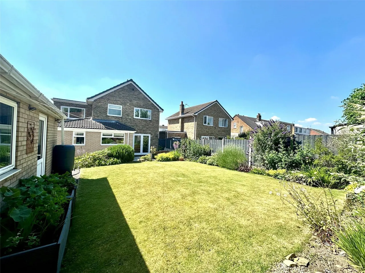 Lennox Drive, Wakefield, West Yorkshire, WF2, photo 4