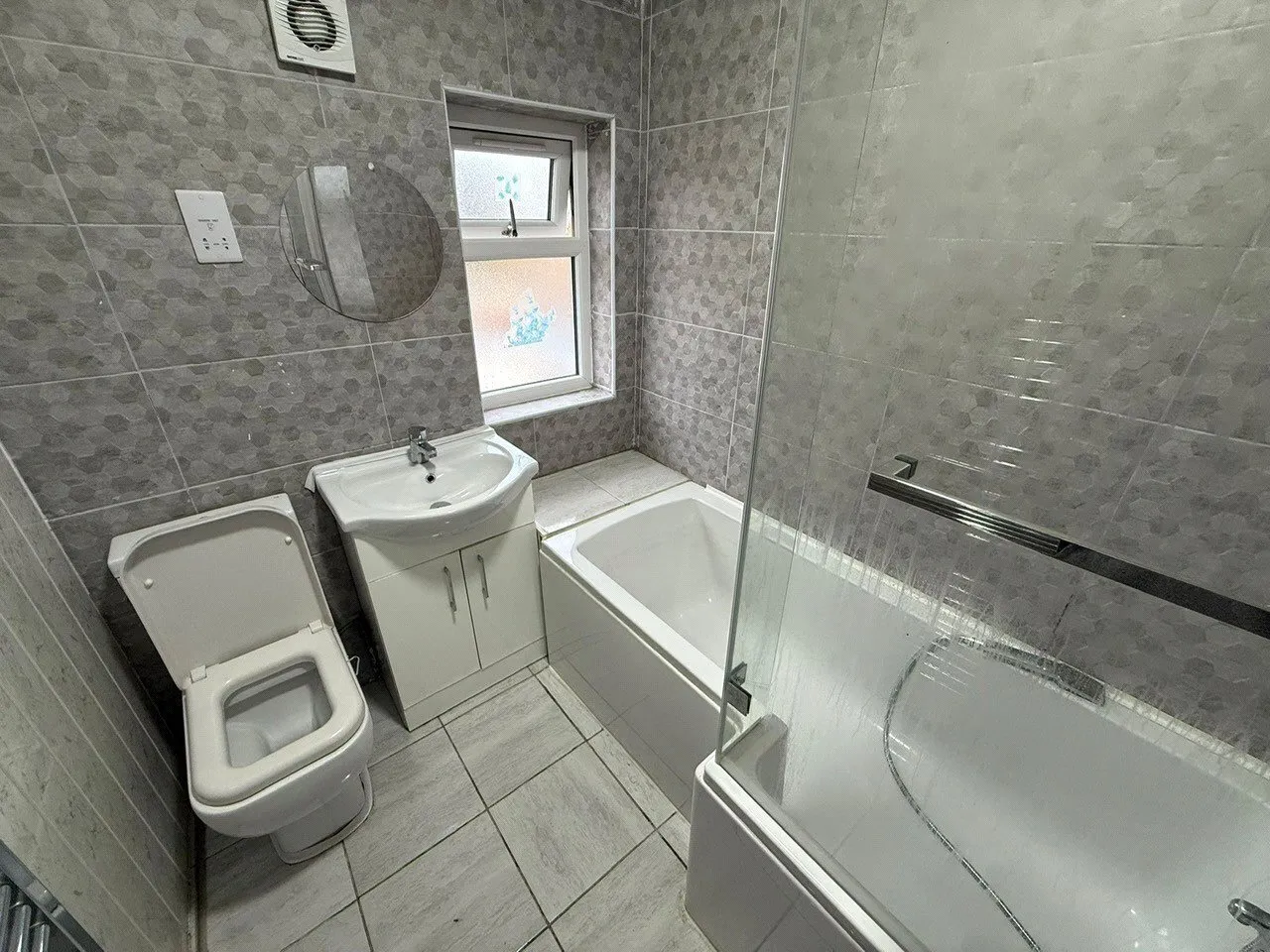 Groveley Lane, Birmingham, B31, photo 8