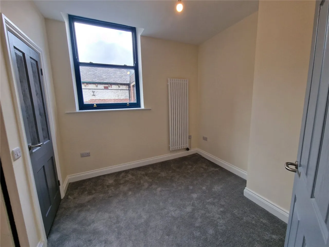 Westgate, Dewsbury, WF13, photo 9