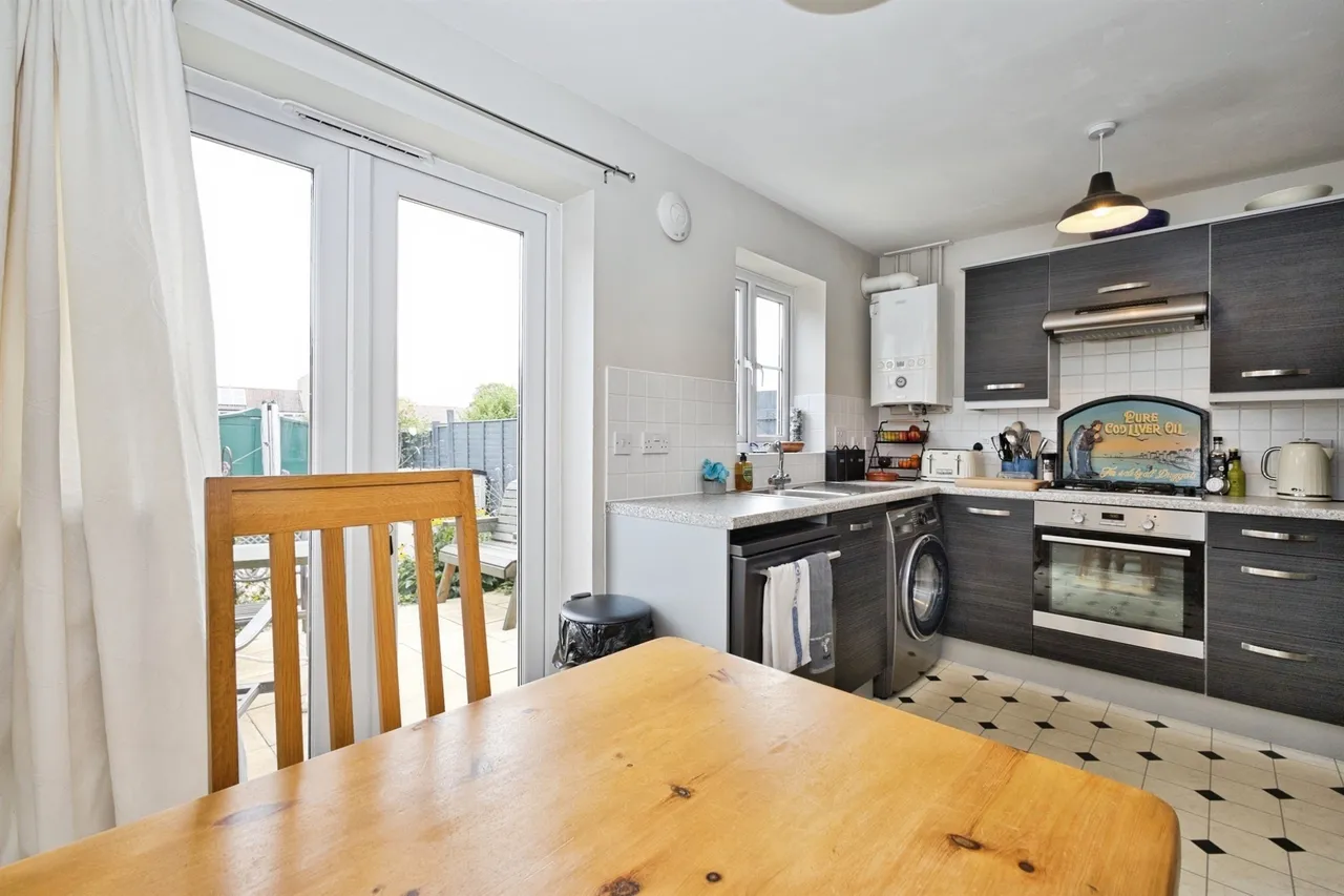 Kingswood Road, Crewkerne, photo 5