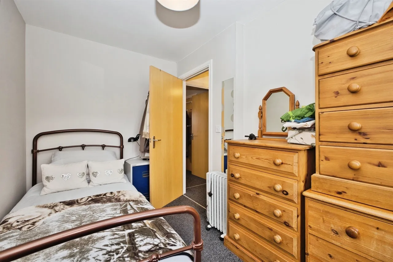 Kingswood Road, Crewkerne, photo 6