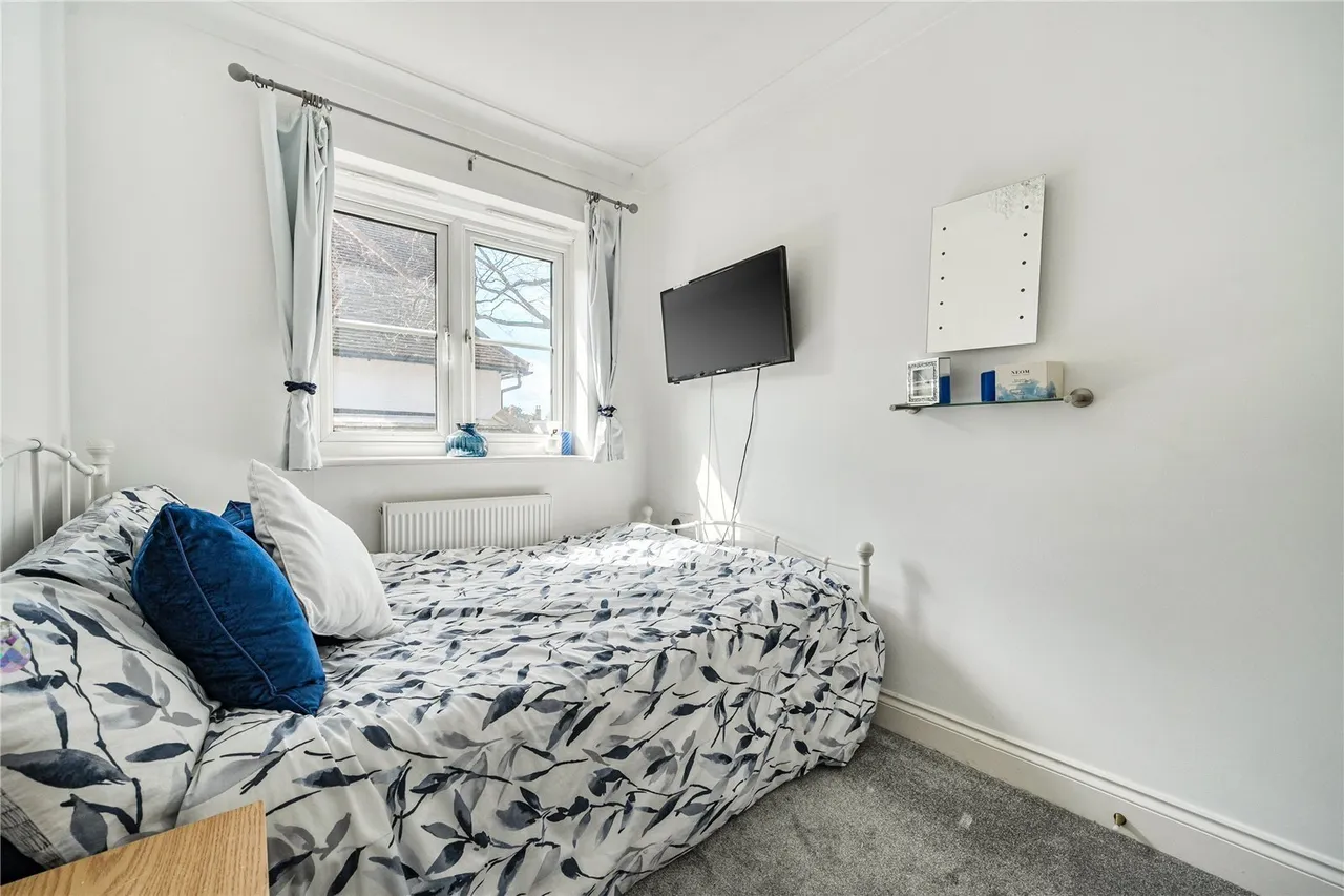 Bath Road, Maidenhead, SL6, photo 13