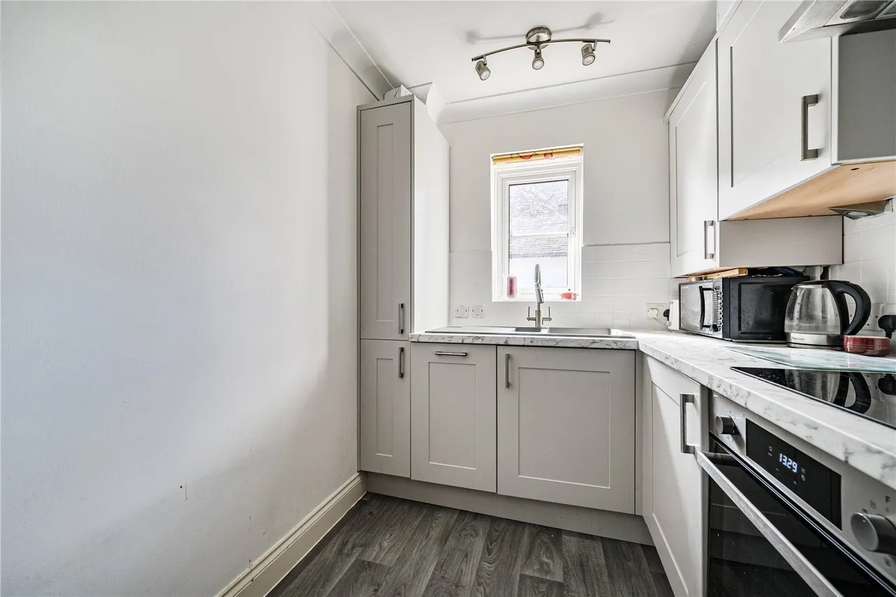 Bath Road, Maidenhead, SL6, photo 6