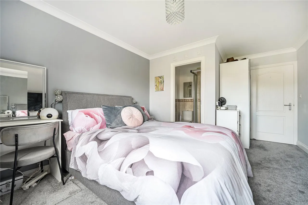 Bath Road, Maidenhead, SL6, photo 8