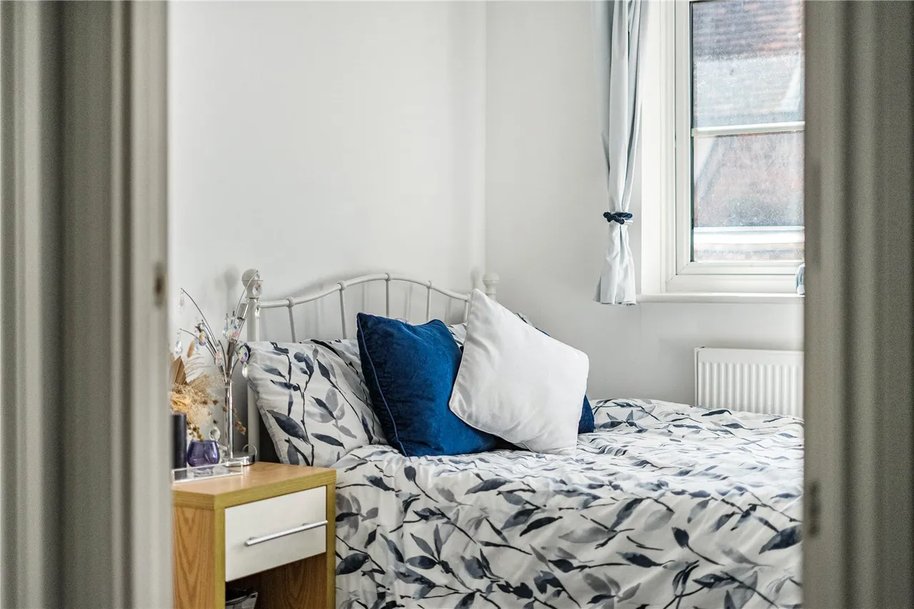 Bath Road, Maidenhead, SL6, photo 12