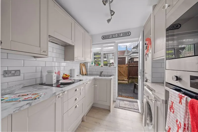Alberta Avenue Cheam, Sutton SM1 2LQ, photo 4